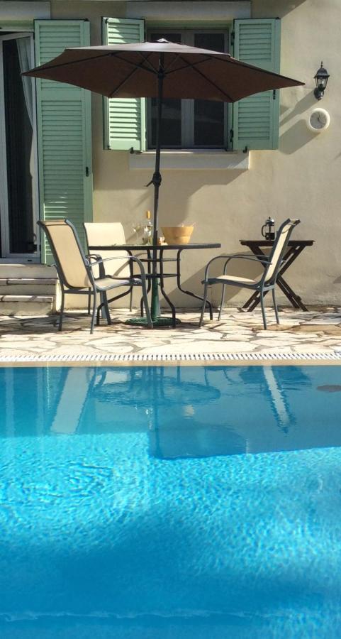 Gastouri Villa Pascalia With Heated Pool In October And Views Achílleion Esterno foto