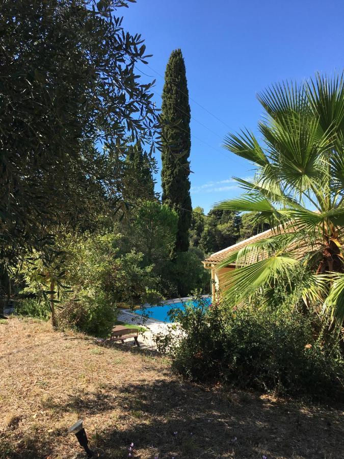 Gastouri Villa Pascalia With Heated Pool In October And Views Achílleion Esterno foto