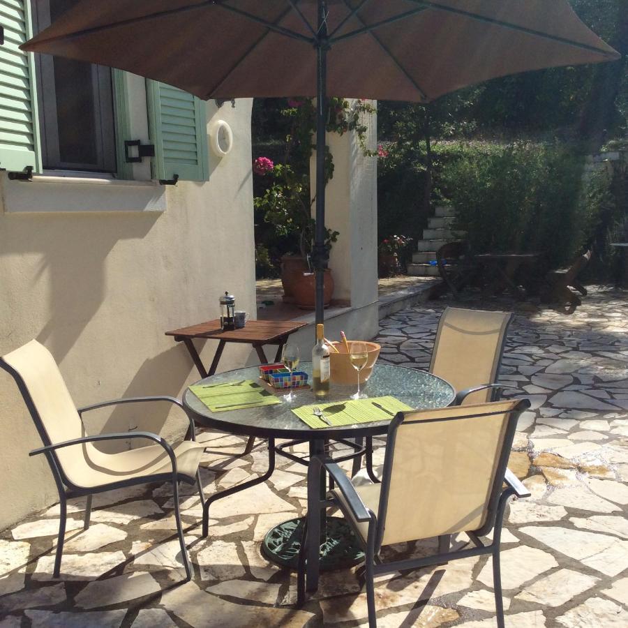Gastouri Villa Pascalia With Heated Pool In October And Views Achílleion Esterno foto